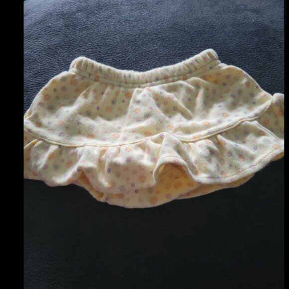 Baby girls size 3 months skirt - Picture 1 of 1